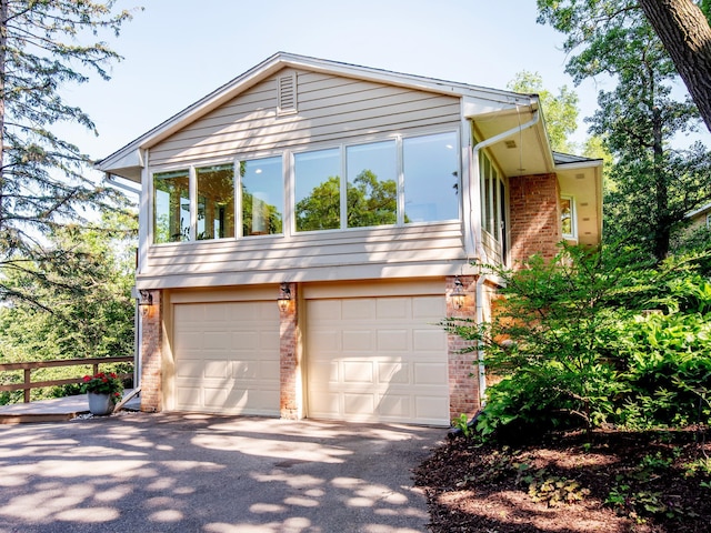 8218 Oakmere Rd, Bloomington, MN 55438 - photo 2
