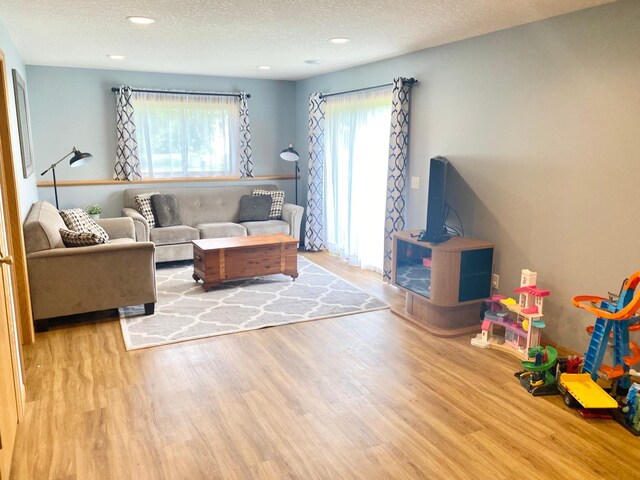 18585 Queen St NW, Elk River, MN 55330 - photo 9