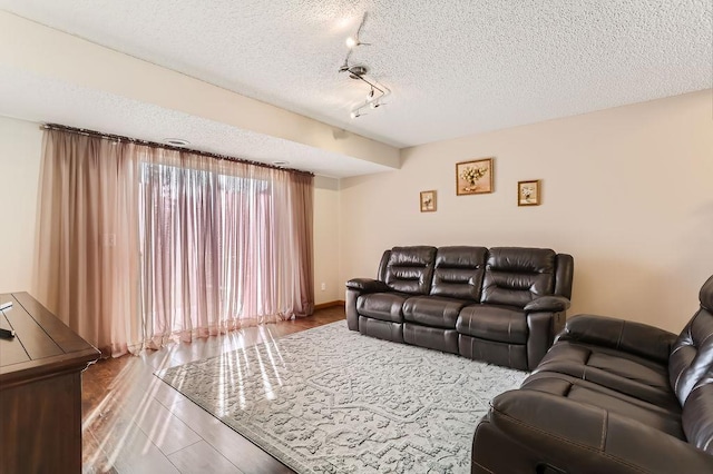 4144 Jarmann Ln, Shakopee, MN 55379 - photo 5