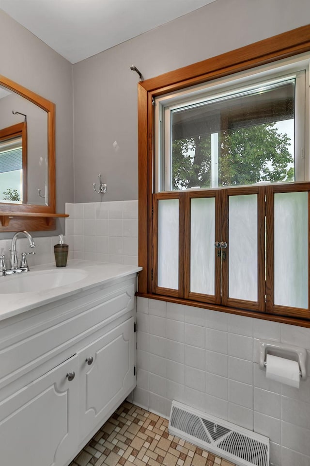2439 6th St S, Sartell, MN 56377 - photo 20