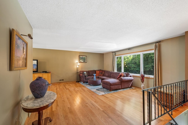 10052 Nesbitt Ave S, Bloomington, MN 55437 - photo 8