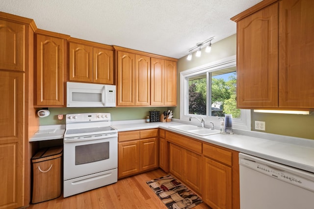 10052 Nesbitt Ave S, Bloomington, MN 55437 - photo 6