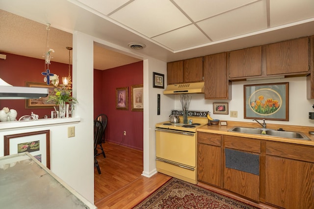 1911 Greenfield Ln SW Unit E, Rochester, MN 55902 - photo 11