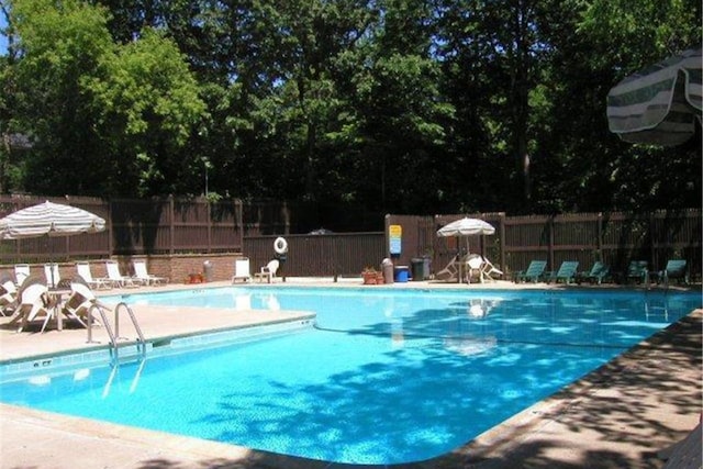 223 Birnamwood Dr, Burnsville, MN 55337 - photo 22