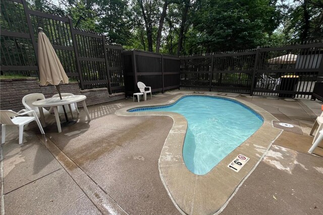 223 Birnamwood Dr, Burnsville, MN 55337 - photo 24
