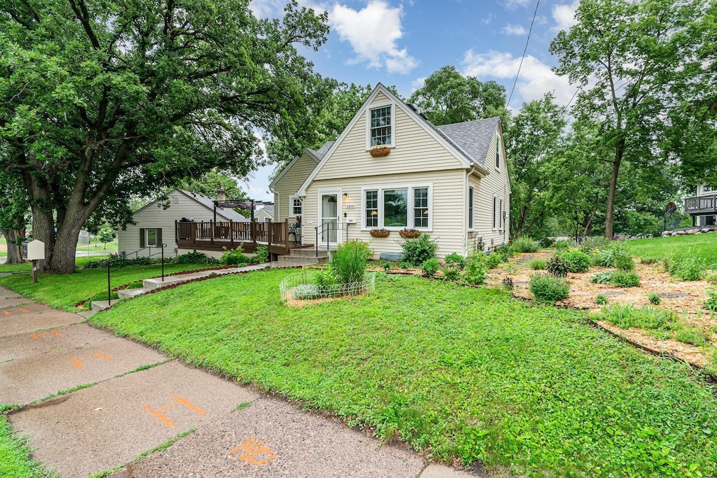 5805 Sunrise Dr, Minneapolis, MN 55419 - photo 1