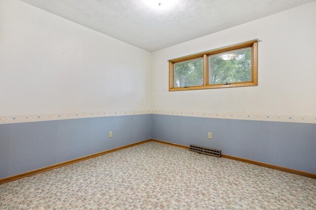 103 G St, Marshall, MN 56258 - photo 24