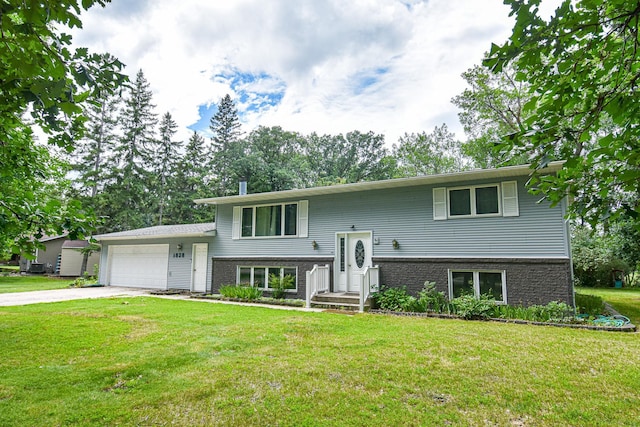 1828 Robin Hood Dr, Thief River Falls, MN 56701 - photo 1
