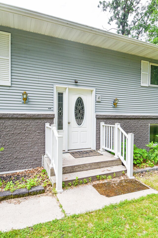 1828 Robin Hood Dr, Thief River Falls, MN 56701 - photo 3