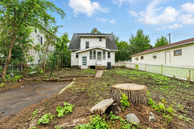 976 Forest St, Saint Paul, MN 55106 - photo 10