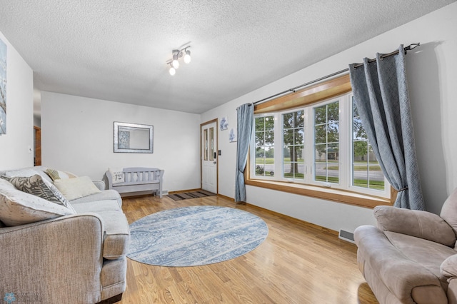 437 10th Ave E, West Fargo, ND 58078 - photo 5
