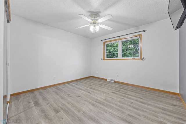 437 10th Ave E, West Fargo, ND 58078 - photo 18