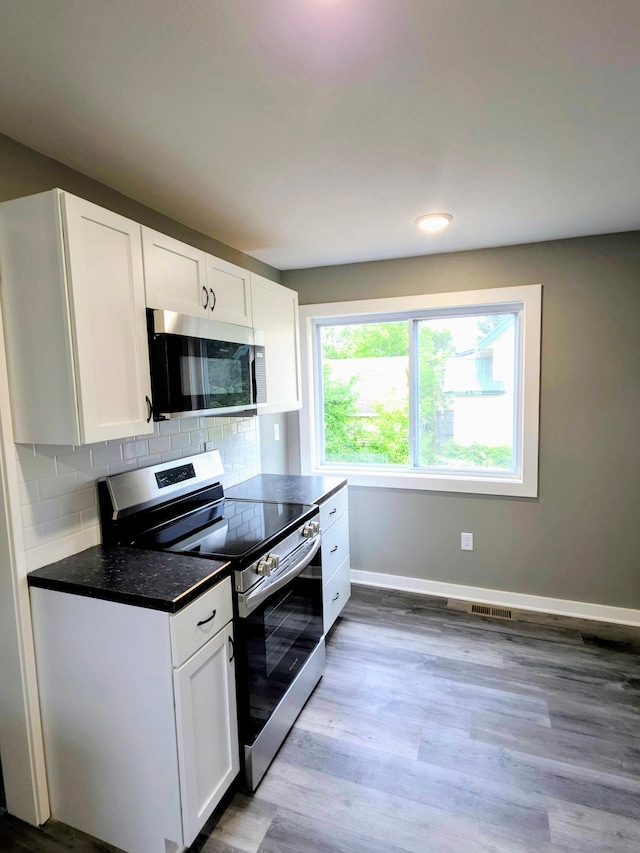 307 Mitchell St, Coleraine, MN 55722 - photo 3