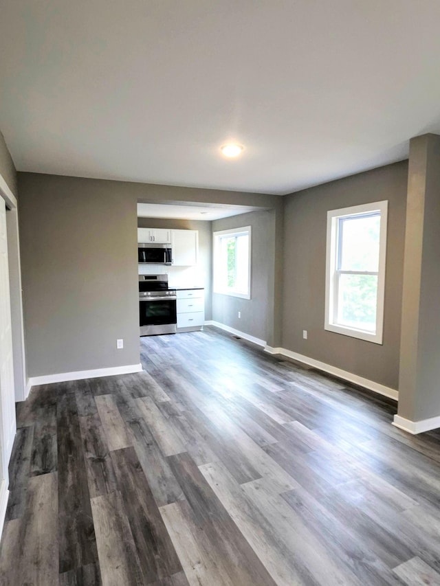 307 Mitchell St, Coleraine, MN 55722 - photo 5