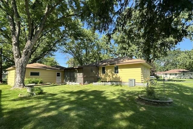 6801 Toledo Ave N, Brooklyn Center, MN 55429 - photo 1