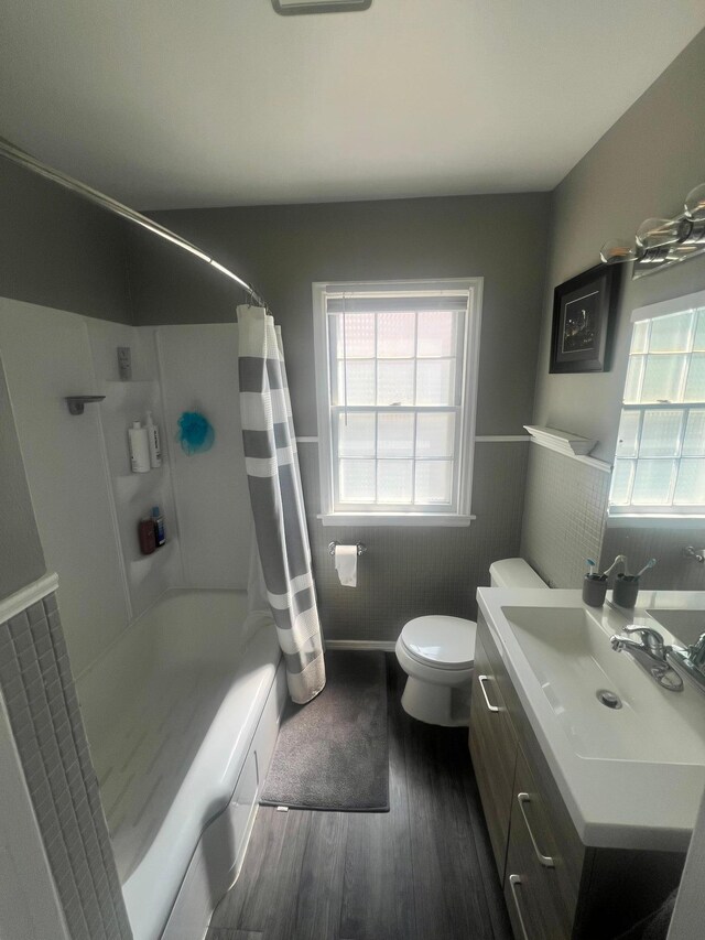 5006 6th St NE, Columbia Heights, MN 55421 - photo 9