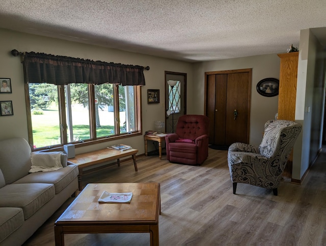 30536 Lexington Rd, Le Sueur, MN 56058 - photo 3