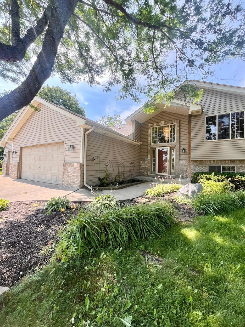 4608 Marigold Ave N, Brooklyn Park, MN 55443 - photo 3