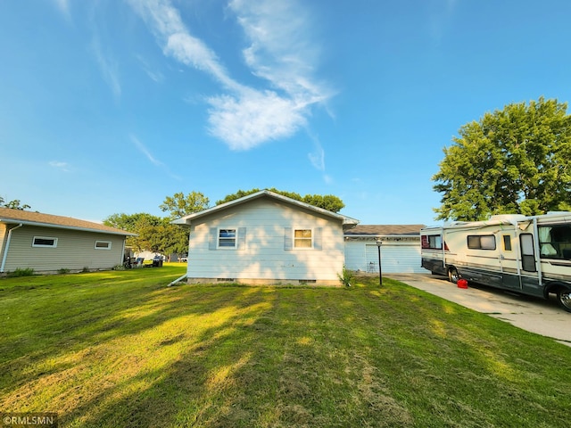 307 Smith Dr, Redwood Falls, MN 56283 - photo 2