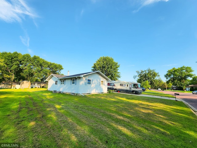 307 Smith Dr, Redwood Falls, MN 56283 - photo 3