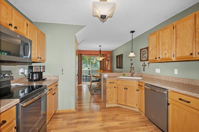10916 Colorado Ave N, Champlin, MN 55316 - photo 6