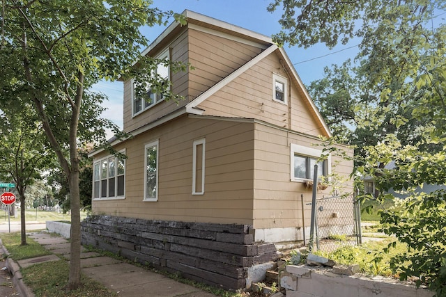 933 Front Ave, Saint Paul, MN 55103 - photo 23