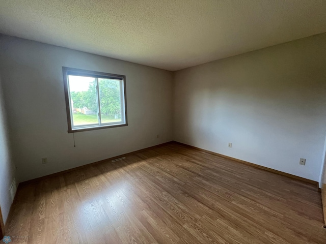 1114 Sommerset Dr, West Fargo, ND 58078 - photo 12