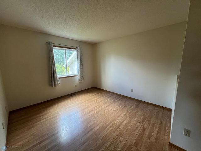 1114 Sommerset Dr, West Fargo, ND 58078 - photo 14