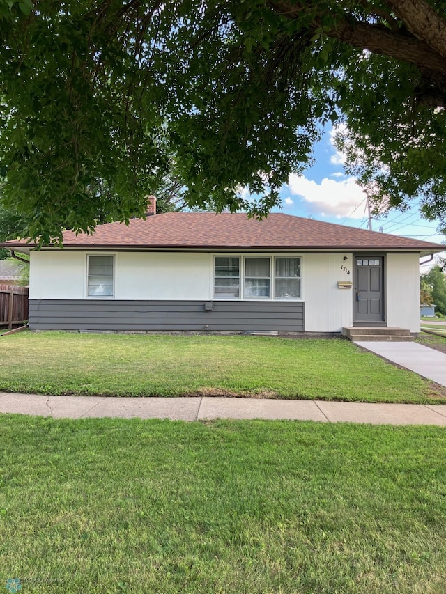 1714 2nd Ave S, Fargo, ND 58103 - photo 1