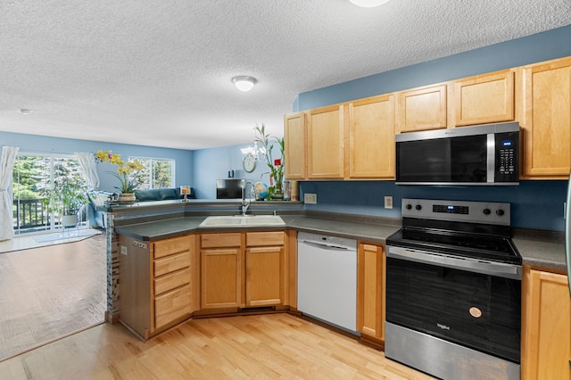 14943 Pinto Ln, Savage, MN 55378 - photo 10
