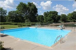 10829 Forestview Cir, Eden Prairie, MN 55347 - photo 23