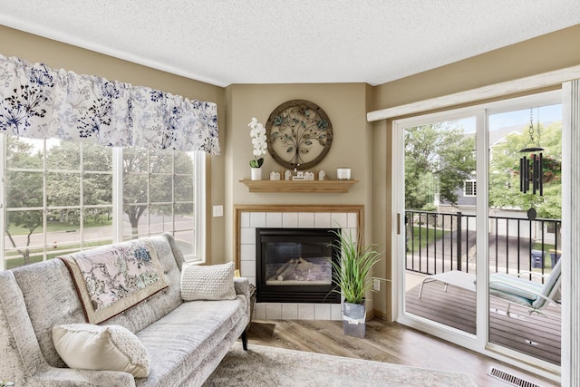 15548 Float Ln Unit 104, Apple Valley, MN 55124 - photo 6
