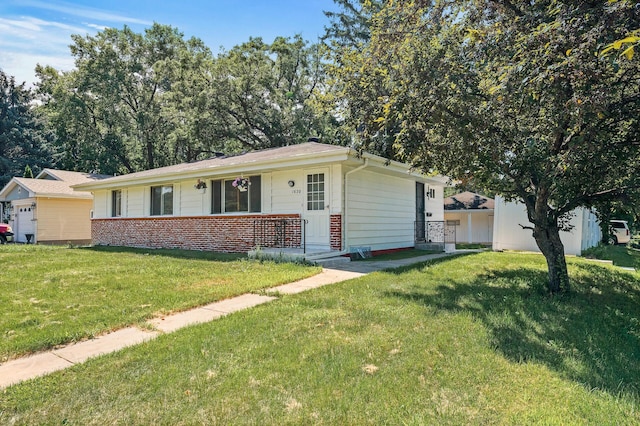 1630 49th Ave NE, Columbia Heights, MN 55421 - photo 1