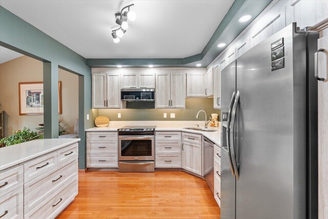 9357 Nesbitt Rd, Bloomington, MN 55437 - photo 5