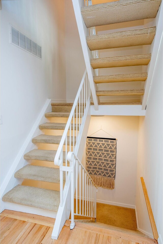 3102 Dean Ct, Minneapolis, MN 55416 - photo 23