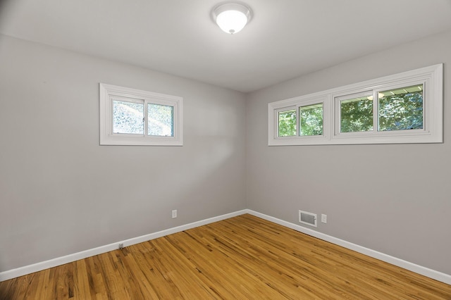 3009 Jersey Ave N, Crystal, MN 55427 - photo 16