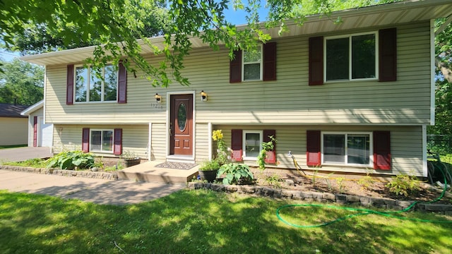 13210 Newlander Ave, Lindstrom, MN 55045 - photo 2