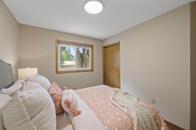 5933 Birchwood St, Shoreview, MN 55126 - photo 24