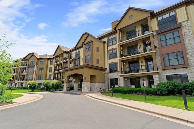 1320 Riverside Ln Unit 112, Mendota Heights, MN 55118 - photo 1