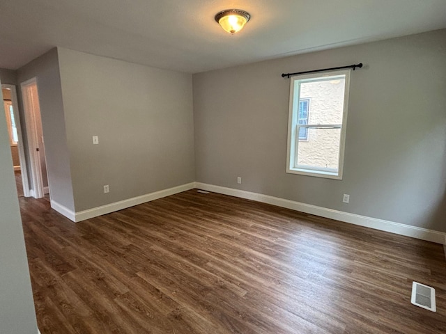 335 Crocker Ave N, Thief River Falls, MN 56701 - photo 7