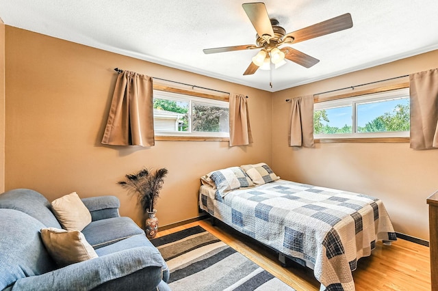 11309 Goodrich Rd, Bloomington, MN 55437 - photo 22