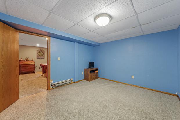 155 Hickory Ave NE, Montgomery, MN 56069 - photo 34