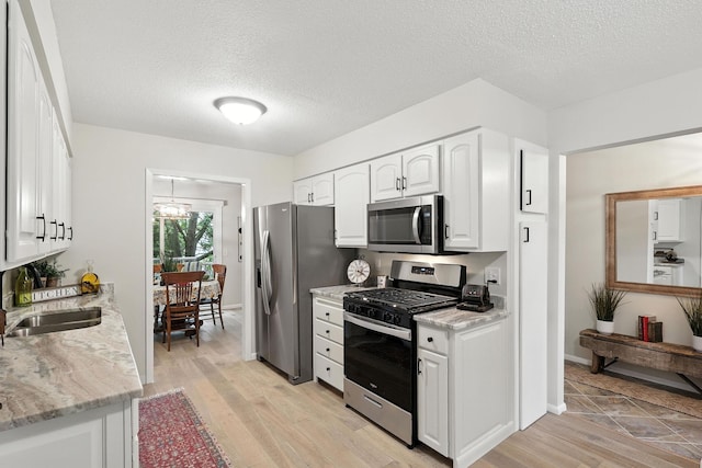 14200 Elgin Ct, Apple Valley, MN 55124 - photo 2