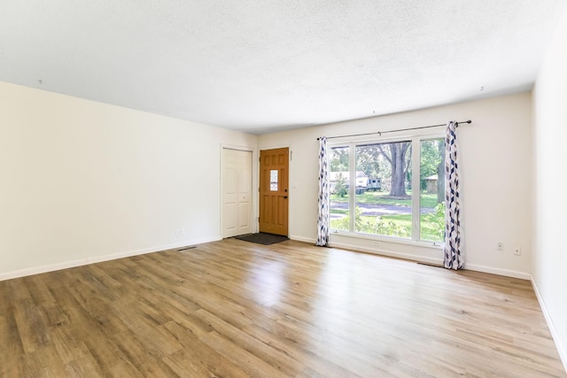 10251 Sycamore St NW, Coon Rapids, MN 55433 - photo 5