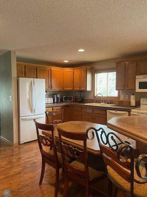 322 13th St N, Moorhead, MN 56560 - photo 14