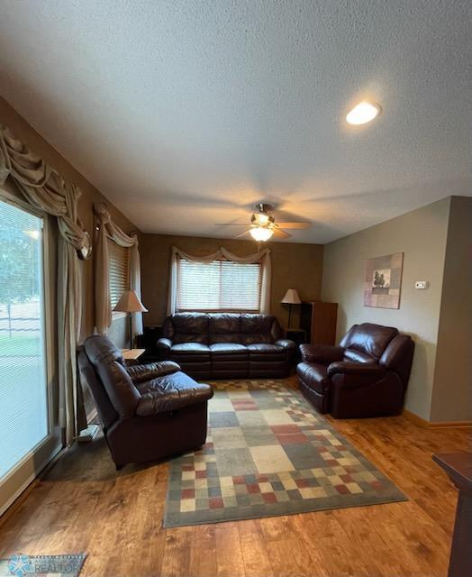 322 13th St N, Moorhead, MN 56560 - photo 24
