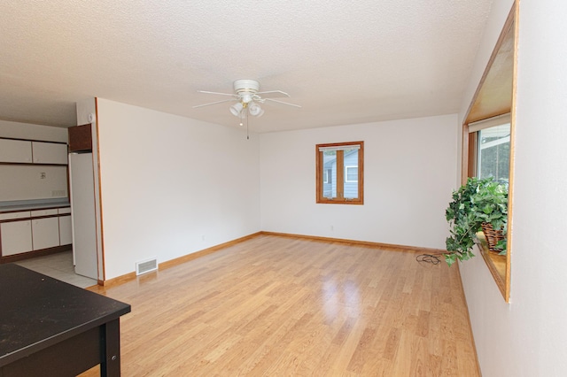 7218 Oliver Ave N, Brooklyn Center, MN 55430 - photo 14