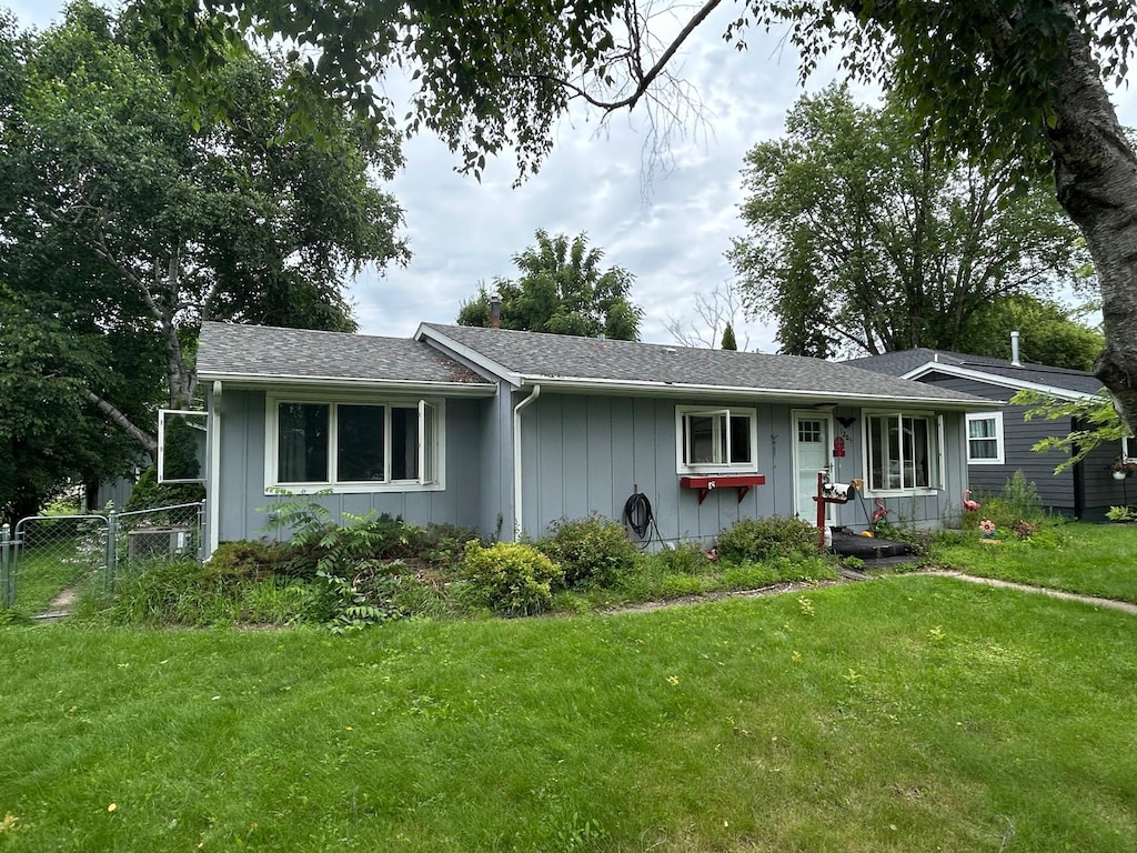 1205 K St NE, Brainerd, MN 56401 - photo 1
