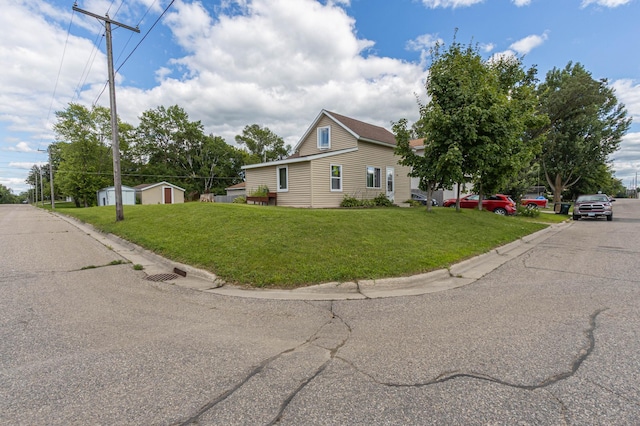 501 Oak St, Alexandria, MN 56308 - photo 1