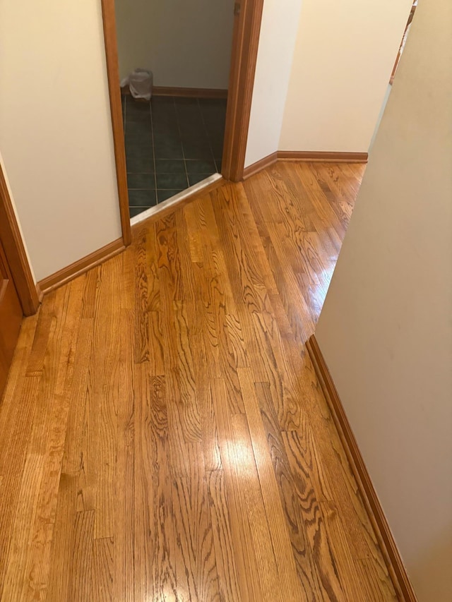2413 Skyline Dr, Bloomington, MN 55425 - photo 6